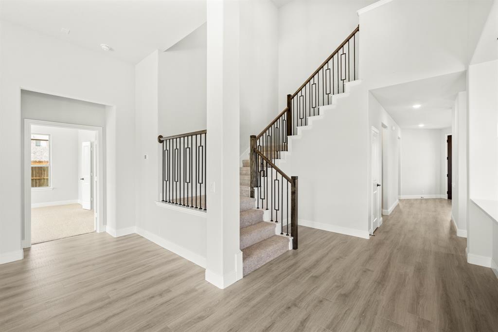 212 Rosewood Drive Property Photo 23