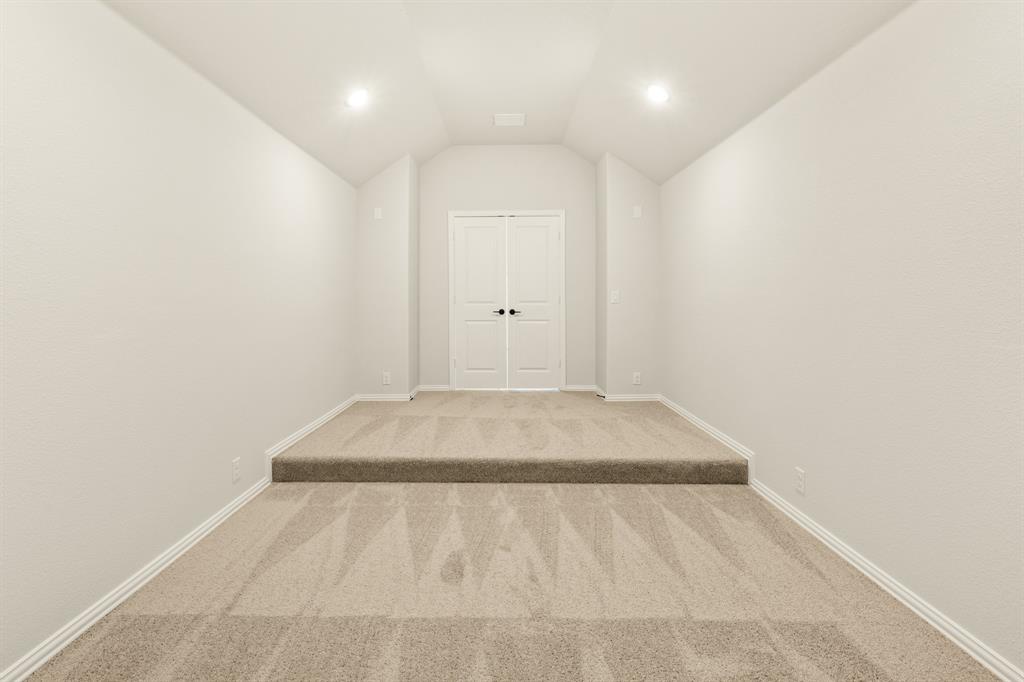212 Rosewood Drive Property Photo 29