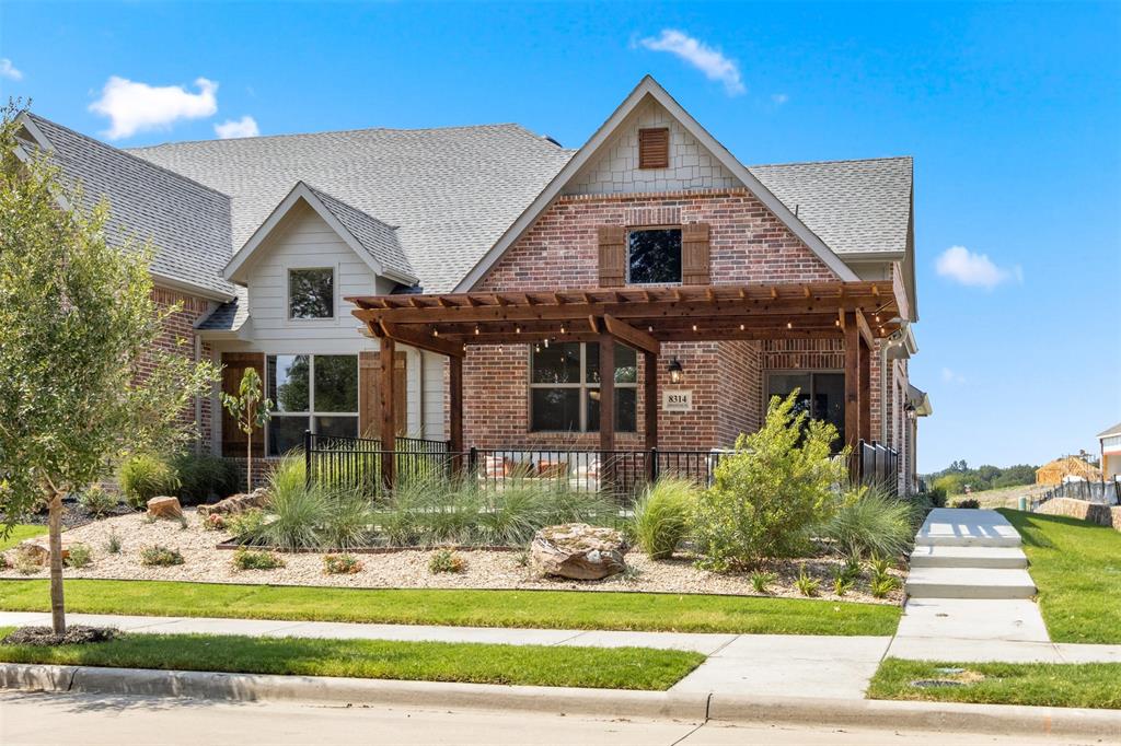 8314 Cottonwood Creek Trail Property Photo 2