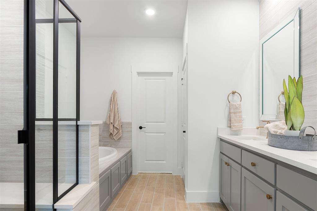 8314 Cottonwood Creek Trail Property Photo 18