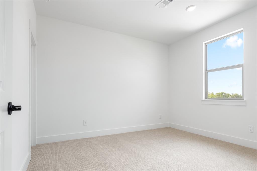 8314 Cottonwood Creek Trail Property Photo 30