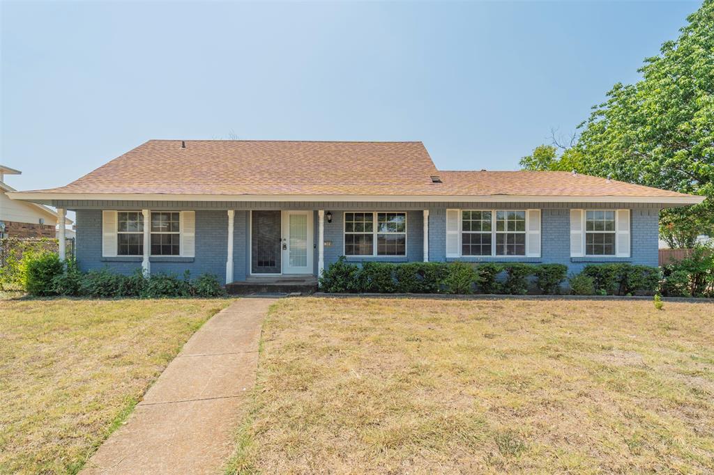 1300 Dunbarton Drive Property Photo 1