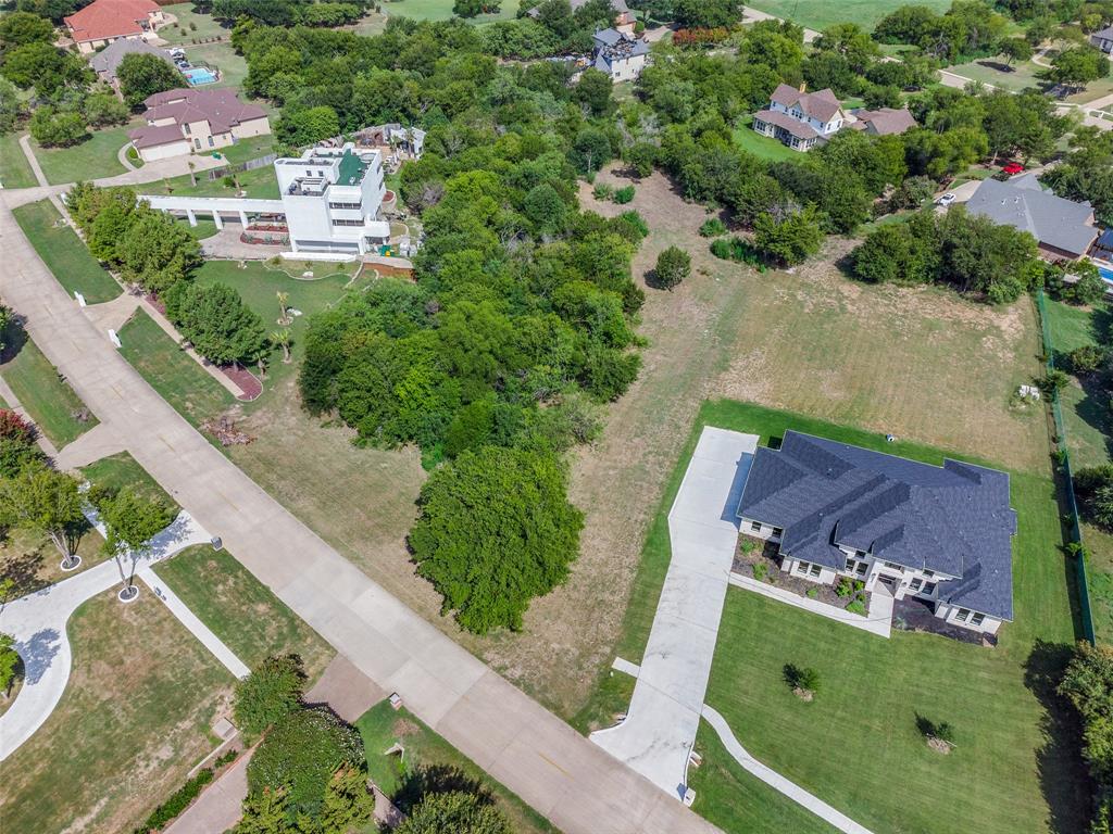 2837 S Lakeview Drive Property Photo 4