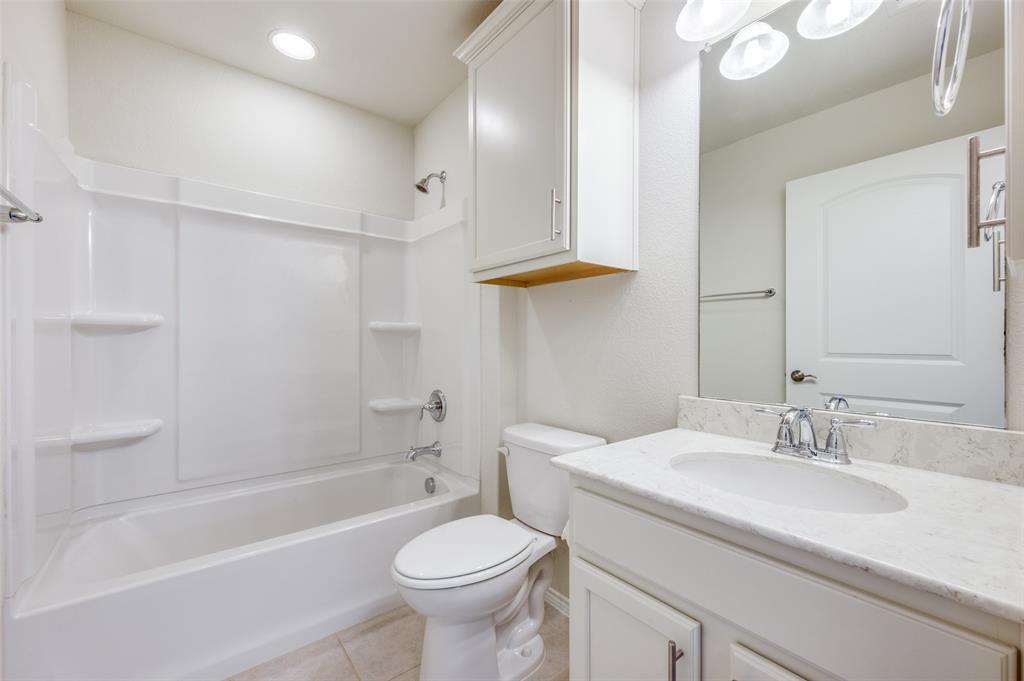 6726 Hickory Creek Drive Property Photo 26