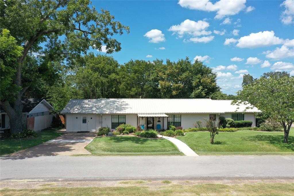 403 N Hall Street Property Photo 1