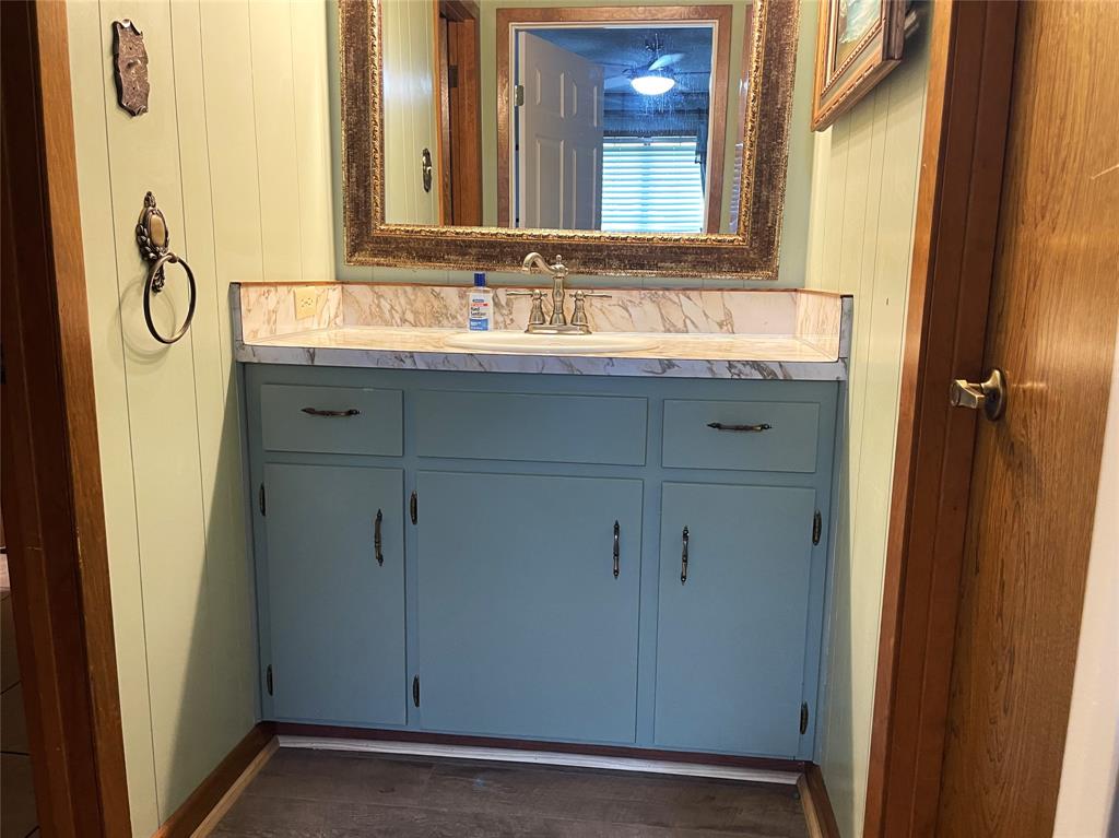 403 N Hall Street Property Photo 14