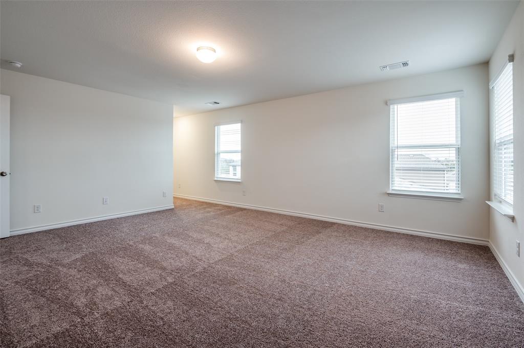 635 Windsor Drive Property Photo 16