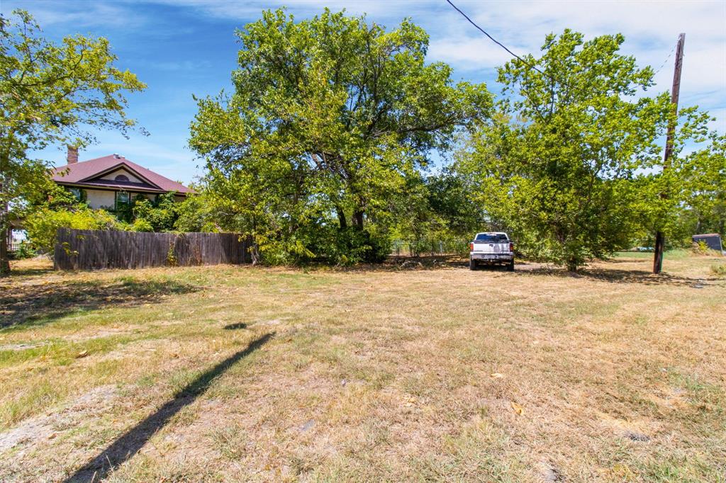 101 E Cook Street Property Photo 21
