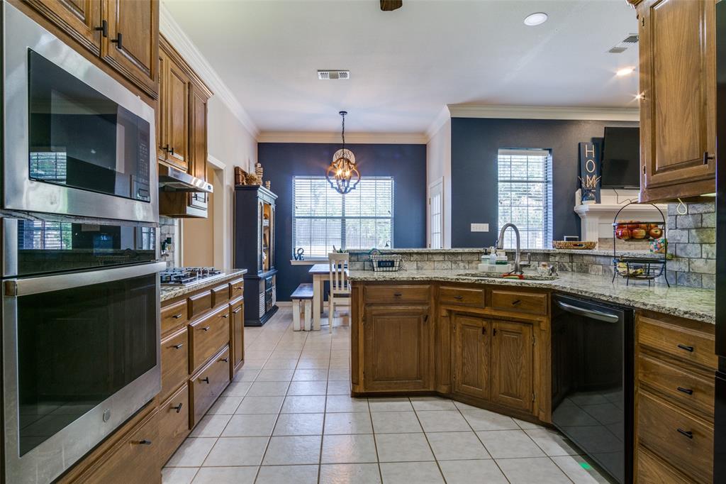 718 W Couts Street Property Photo 14