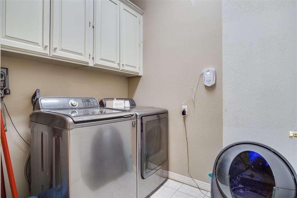 718 W Couts Street Property Photo 15