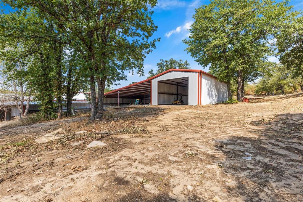2080 County Road 2445 Property Photo 24