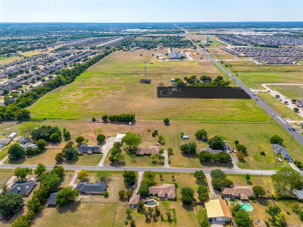 727 E Ovilla Road Property Photo 10