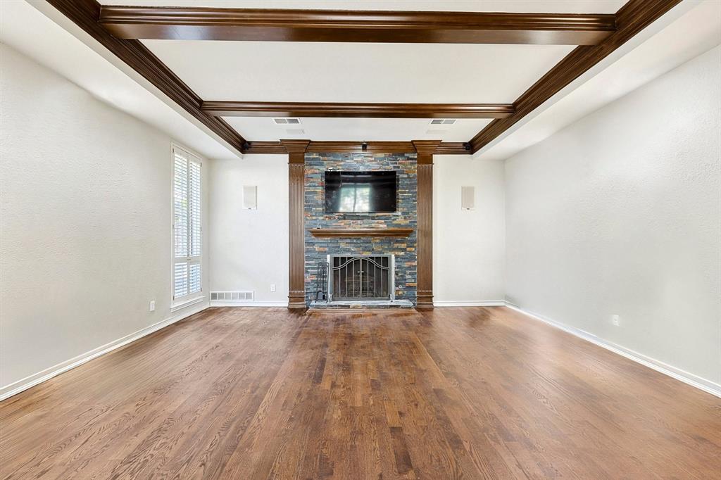 6014 Shetland Drive Property Photo 4