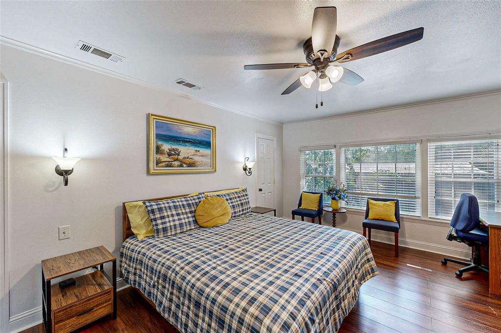 5525 Lyons Road Property Photo 9