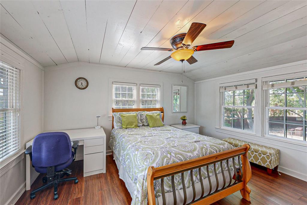 5525 Lyons Road Property Photo 14