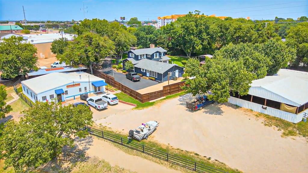 5525 Lyons Road Property Photo 39