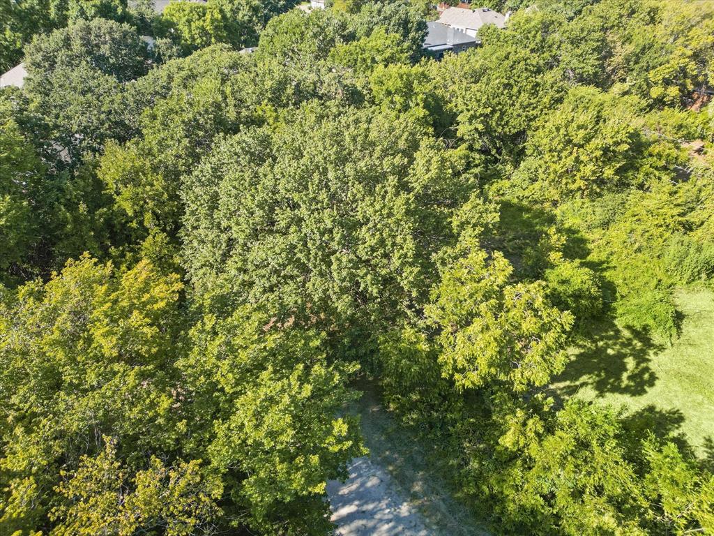8401 Gifford Lane Property Photo 2
