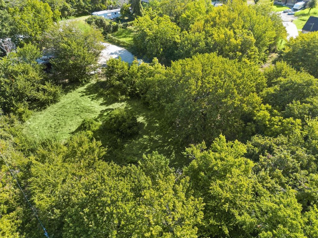 8401 Gifford Lane Property Photo 6
