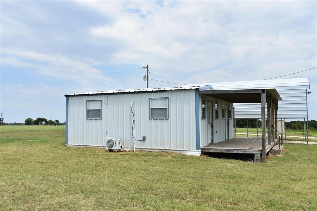 921 Fm 3394 Property Photo 7