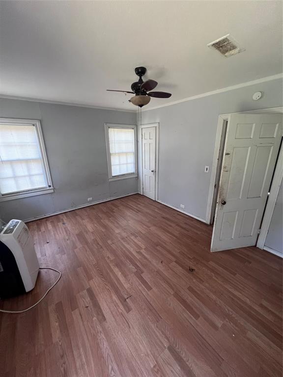 801 W Navasota Property Photo 3