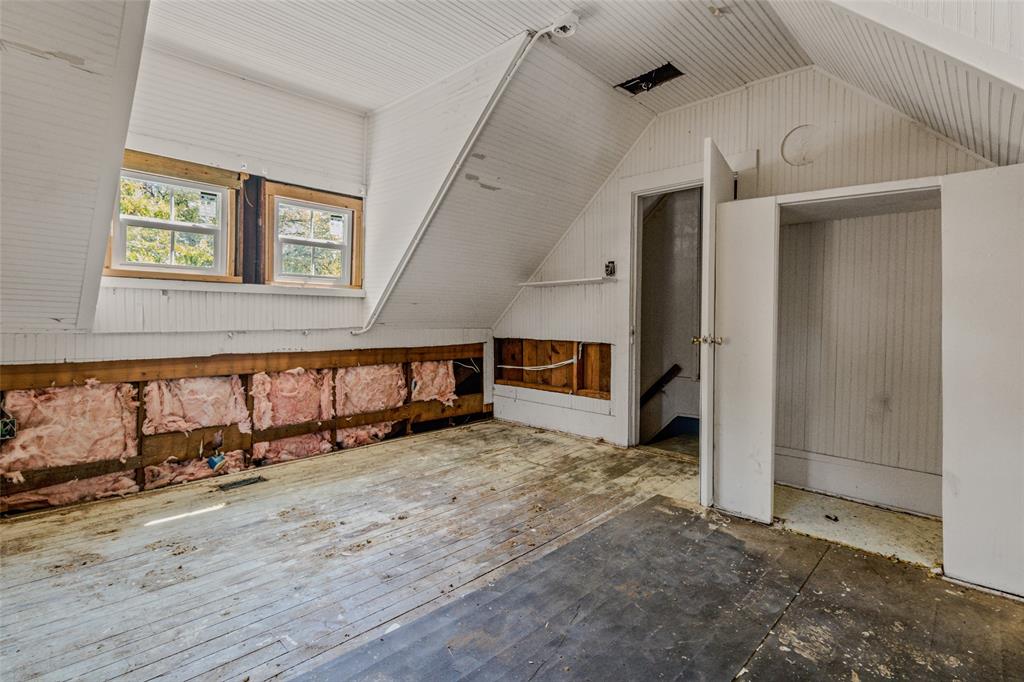 902 N Frances Street Property Photo 16