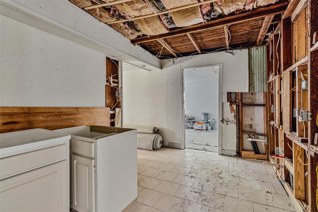 902 N Frances Street Property Photo 21