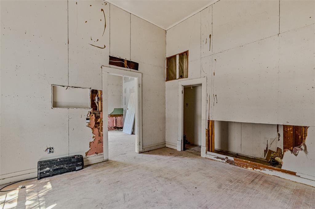 902 N Frances Street Property Photo 25