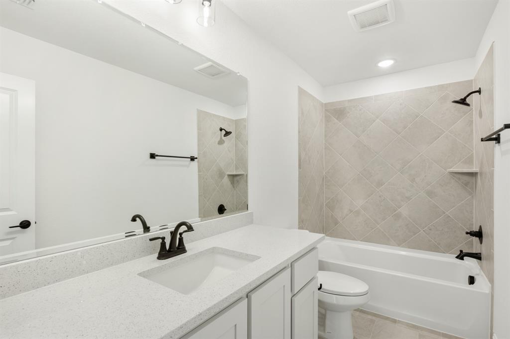 383 Crystal Lake Lane Property Photo 32