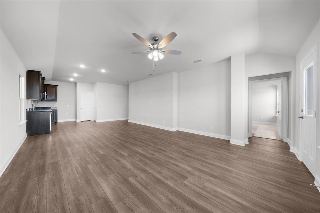 435 Cypress Property Photo 21