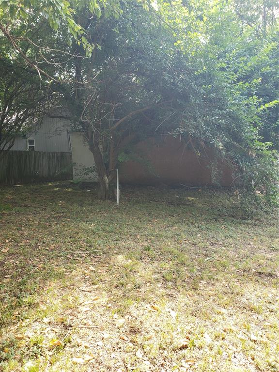 630 Neomi Avenue Property Photo 2