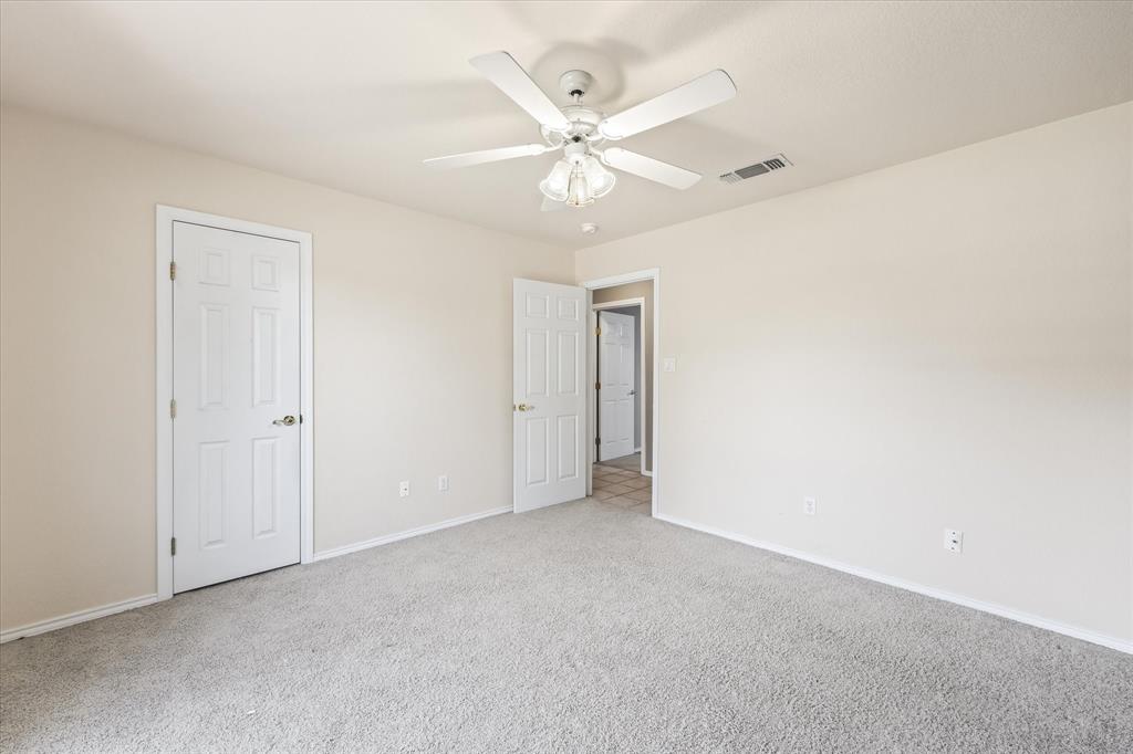 207 Aqua Vista Drive Property Photo 7