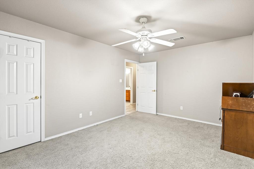207 Aqua Vista Drive Property Photo 9
