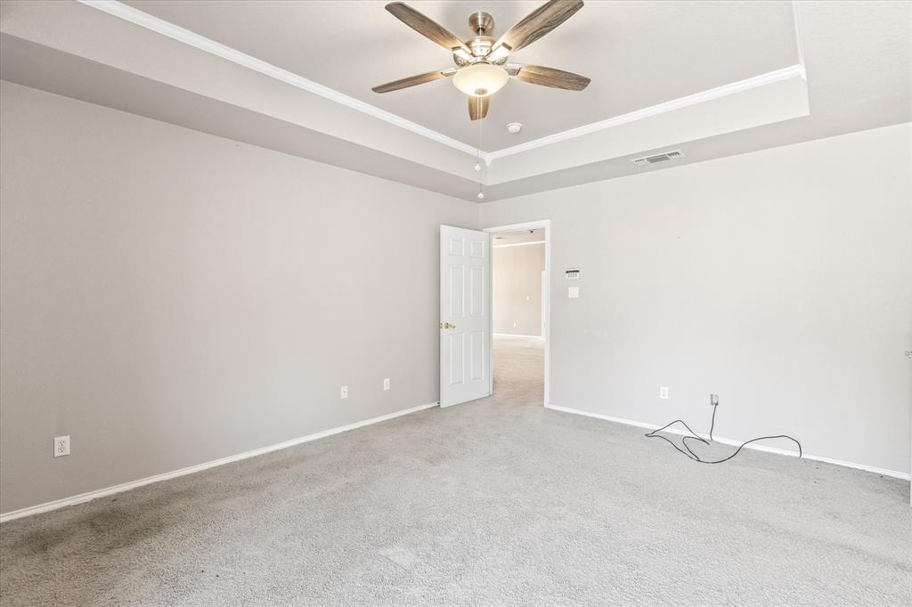 207 Aqua Vista Drive Property Photo 11