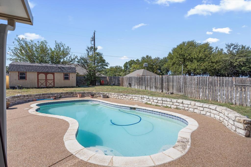 207 Aqua Vista Drive Property Photo 28
