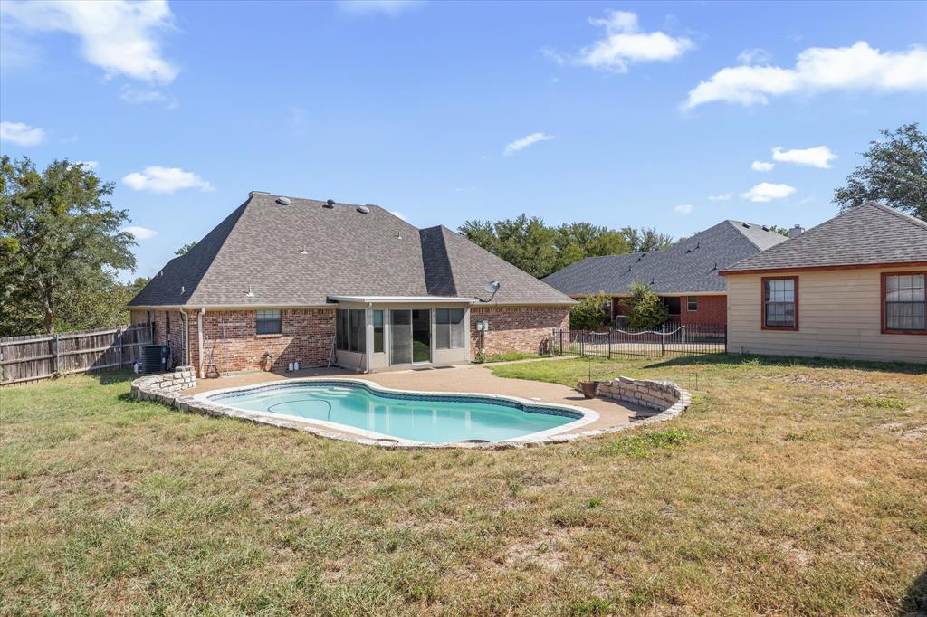 207 Aqua Vista Drive Property Photo 29