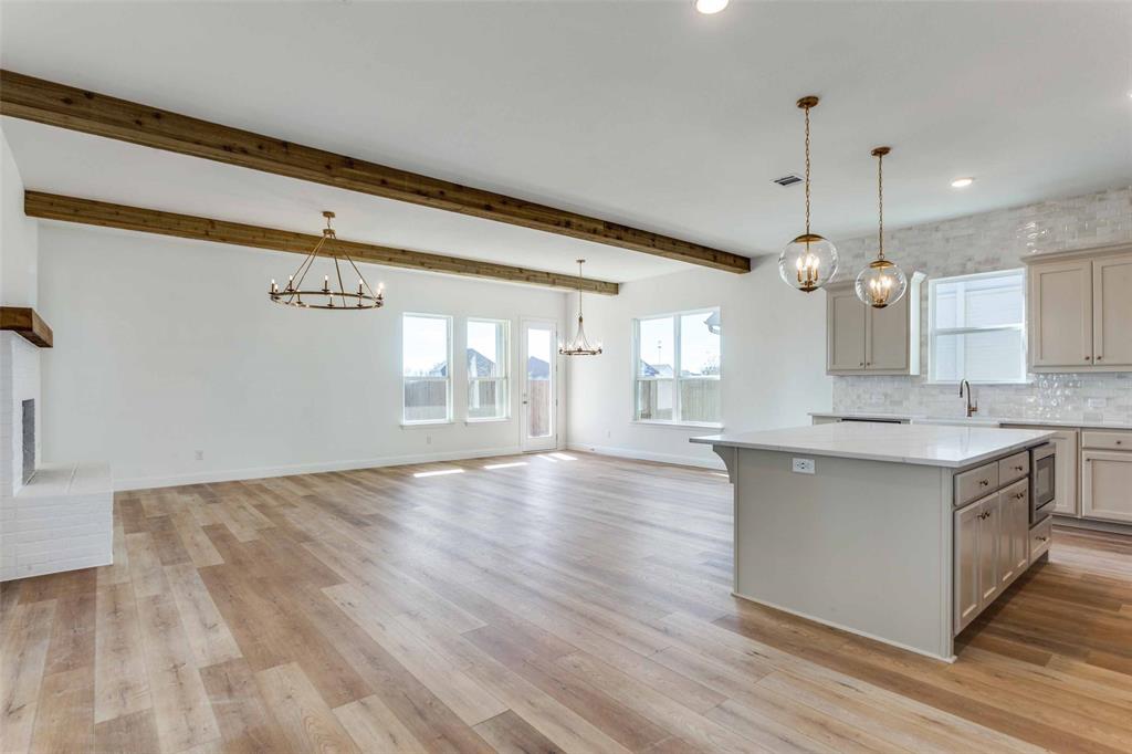 108 W Observation Drive Property Photo 7