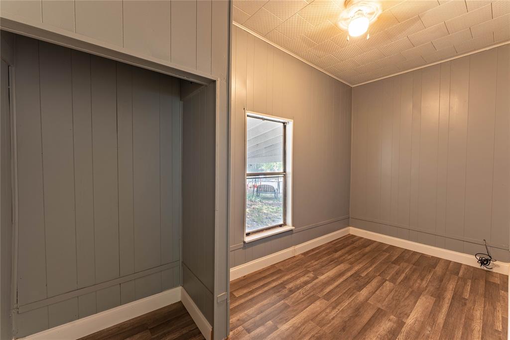 1716 Maple Avenue Property Photo 8
