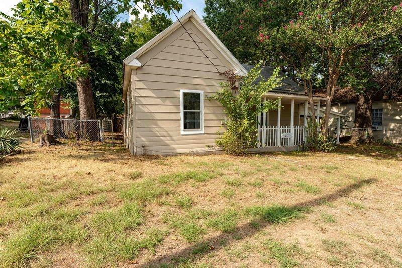 1716 Maple Avenue Property Photo 16