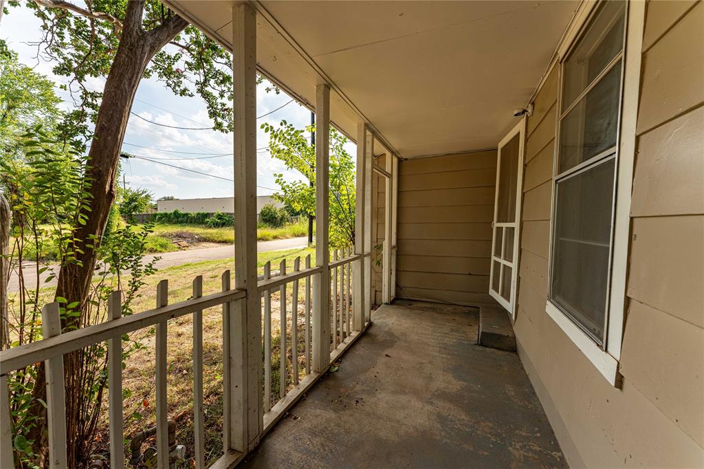 1716 Maple Avenue Property Photo 17