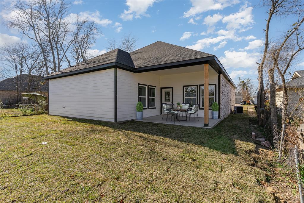 1813 Wellington Street Property Photo 7