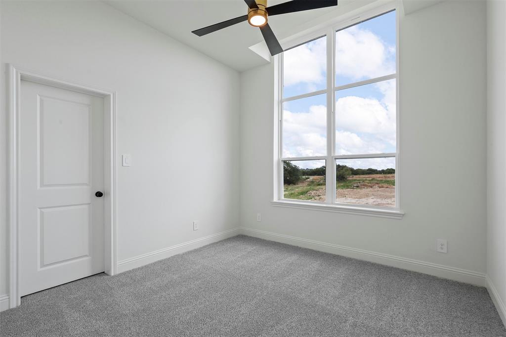 427 Red Bird Property Photo 25