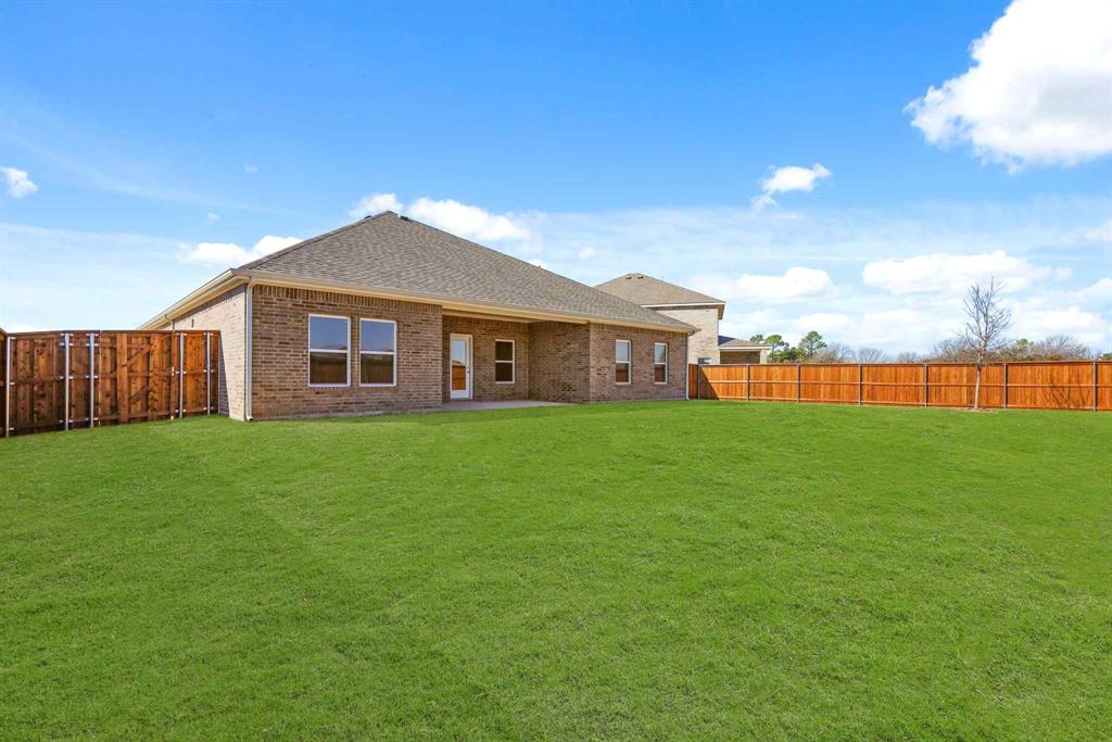 661 Landry Lane Property Photo 16