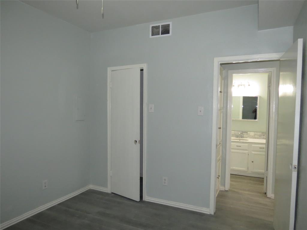 4715 N Galloway Avenue 104 Property Photo 7