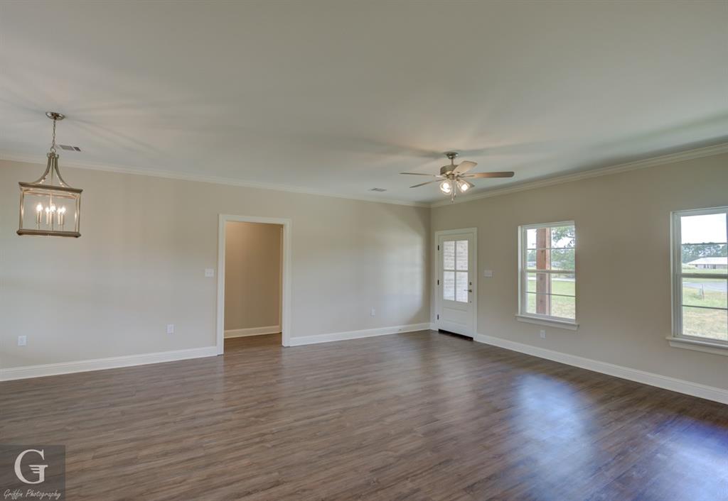 3524 Windwood Circle Property Photo 8