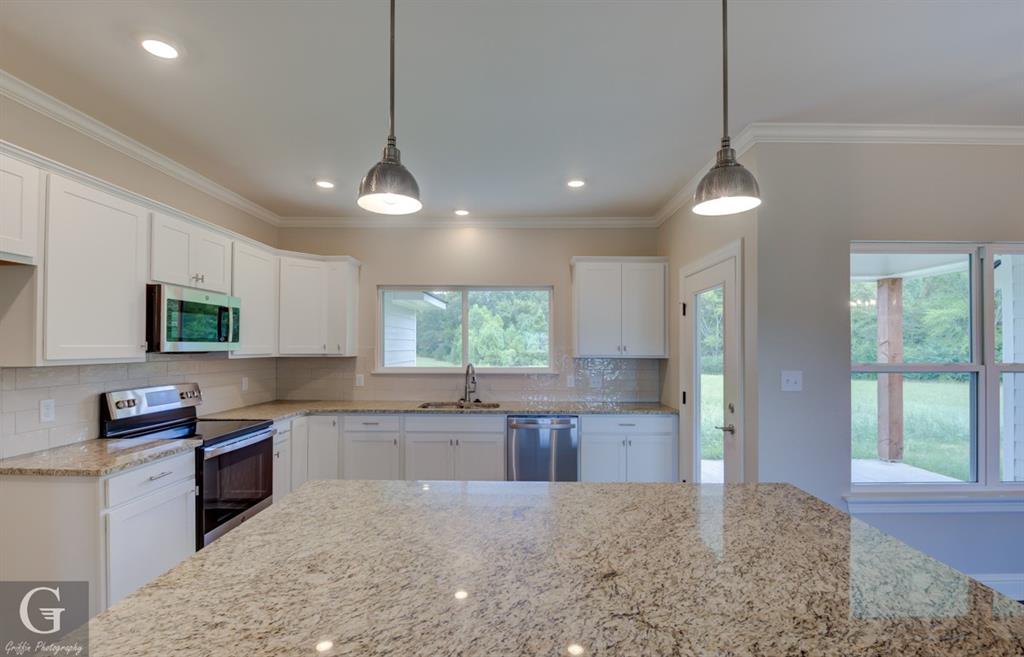 3524 Windwood Circle Property Photo 9