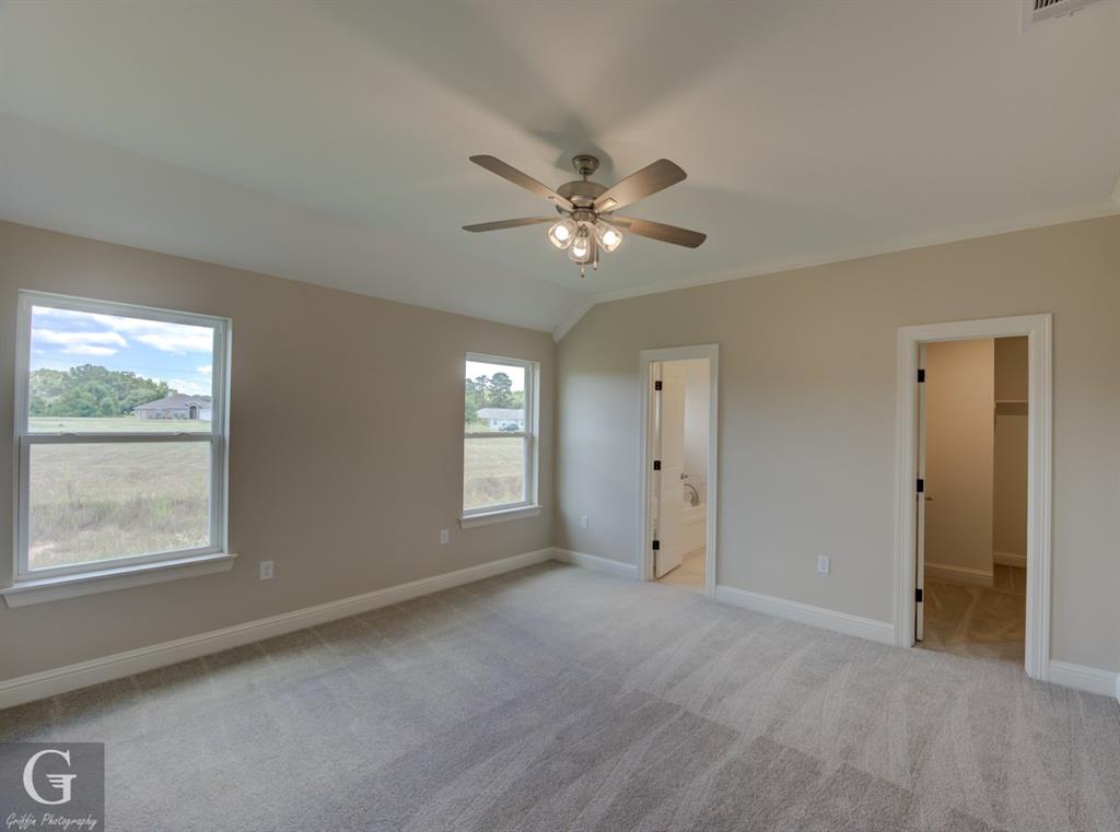 3524 Windwood Circle Property Photo 13