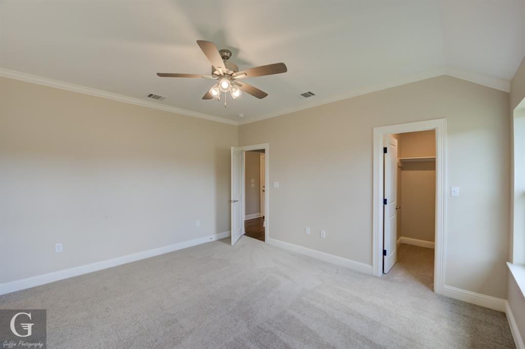 3524 Windwood Circle Property Photo 14