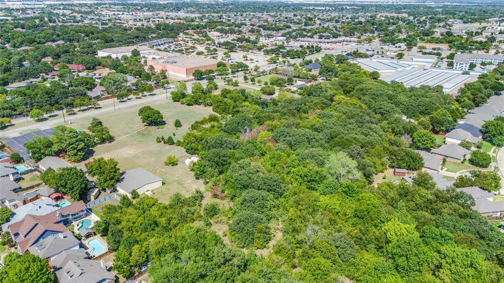 2120 W Sublett Road Property Photo 6