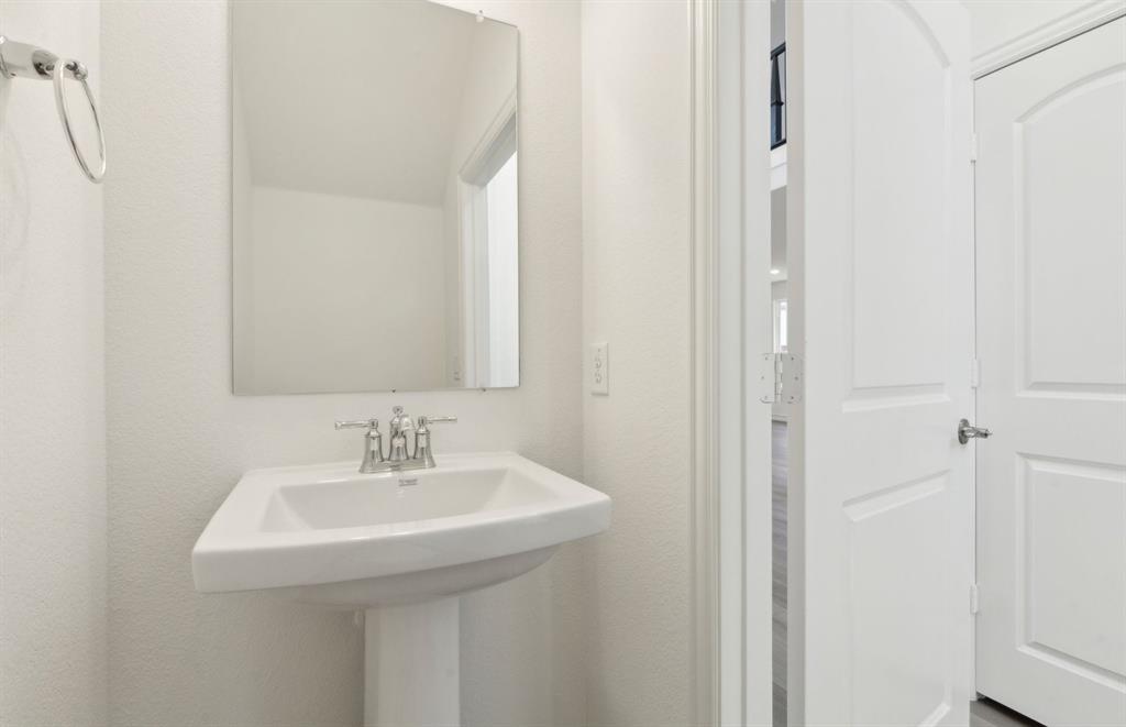 1209 Corleone Lane Property Photo 12