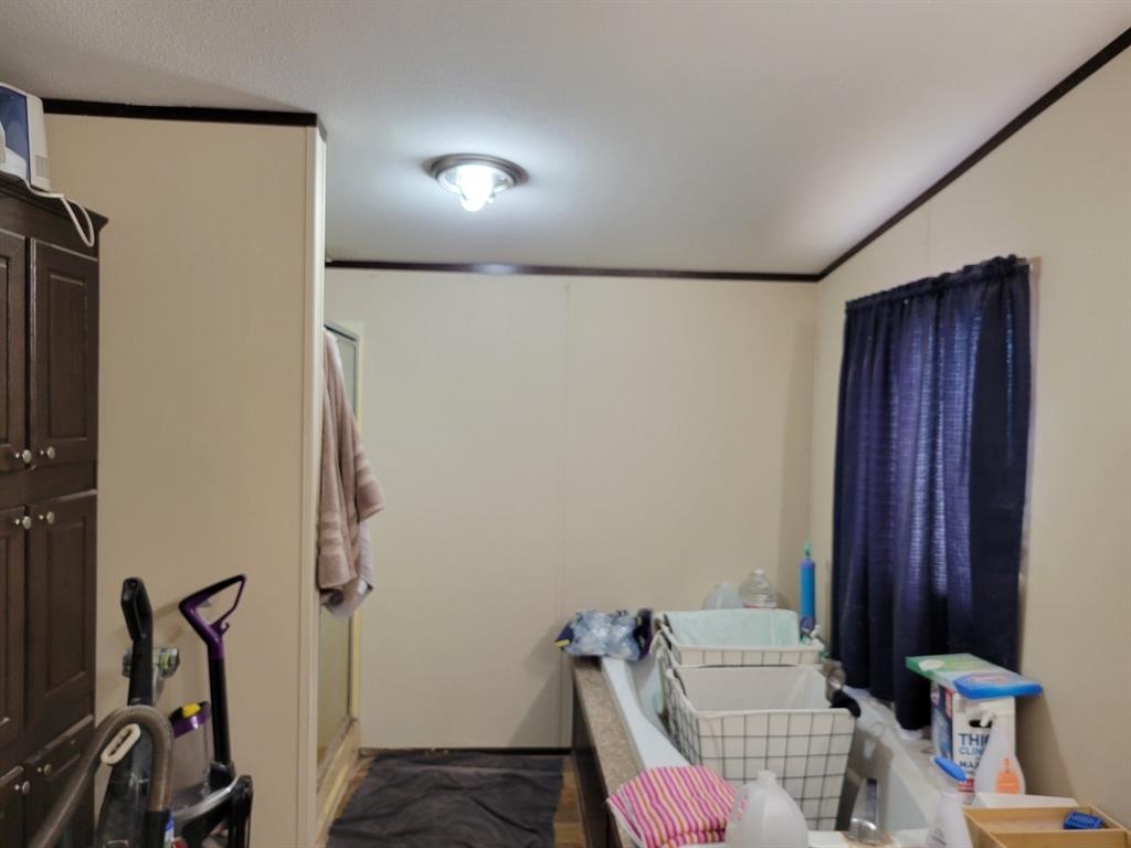 3850 Howard Road Property Photo 11